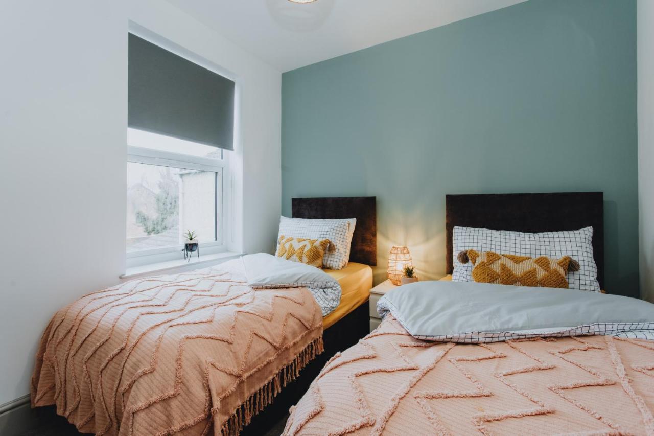 Townhouse House Ideal Contractors In Rugby Exteriér fotografie